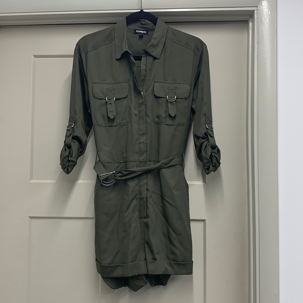 CLOSET CLOSING Express army green cuff sleeve romper w/ belt, size XS